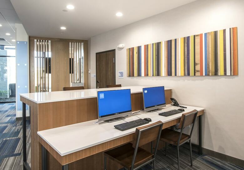 Hotel Holiday Inn Express & Suites Phoenix North - Happy Valley