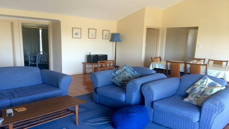 22 Broadbeach Drive