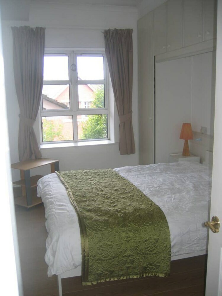 Peaceful 1 Bedroom Apartment