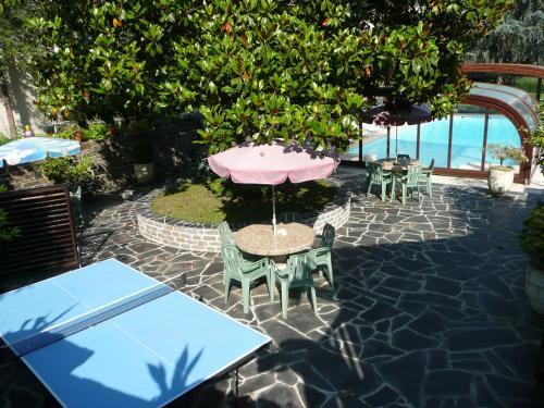 Hotel H�tel Du Lion D'or
