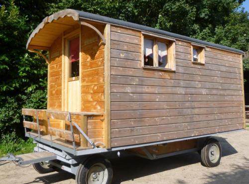 Camping Des Rochers Des Parcs