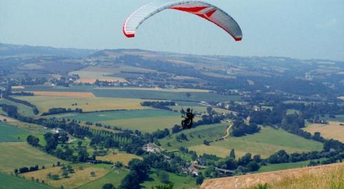 Camping Des Rochers Des Parcs