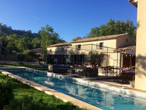 Bed & Breakfast Une Sieste En Luberon