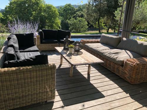 Bed & Breakfast Une Sieste En Luberon