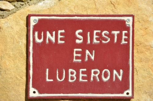 Bed & Breakfast Une Sieste En Luberon