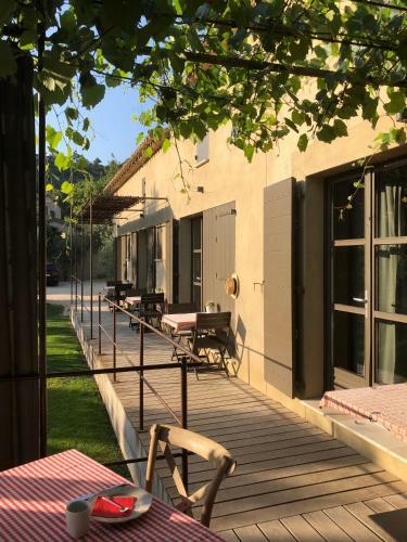 Bed & Breakfast Une Sieste En Luberon