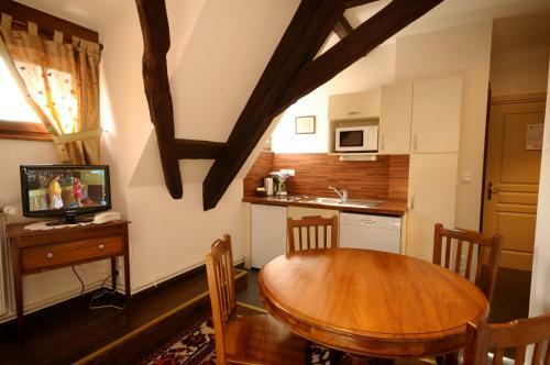 Hotel H�tel-r�sidence La Cour Du Bailli