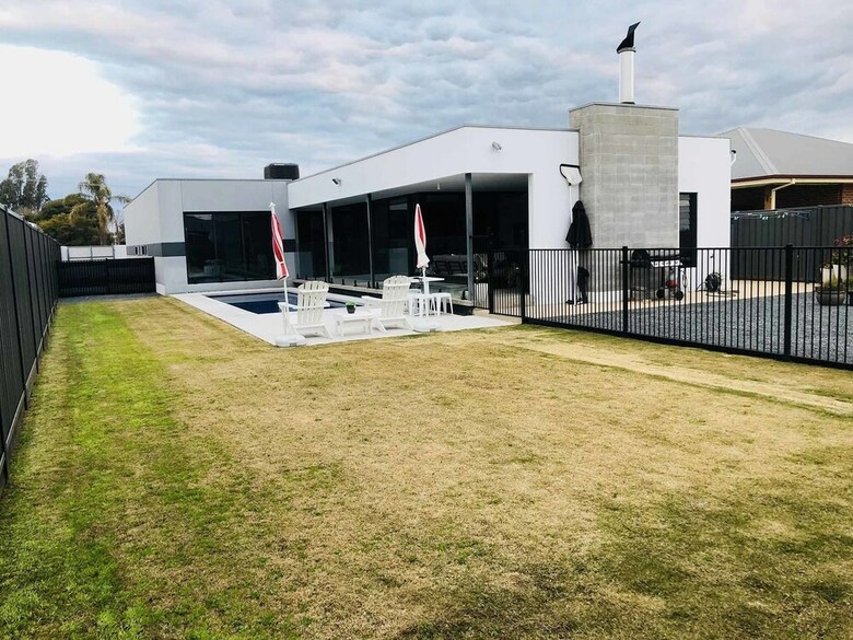 The Sinatra Holiday House In Mulwala