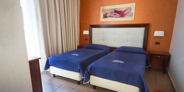 Hotel Flora