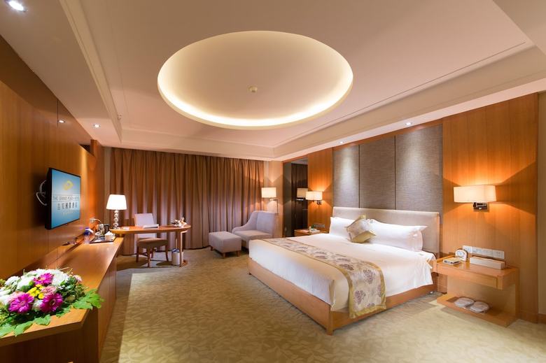 The Grand Plaza Hotel