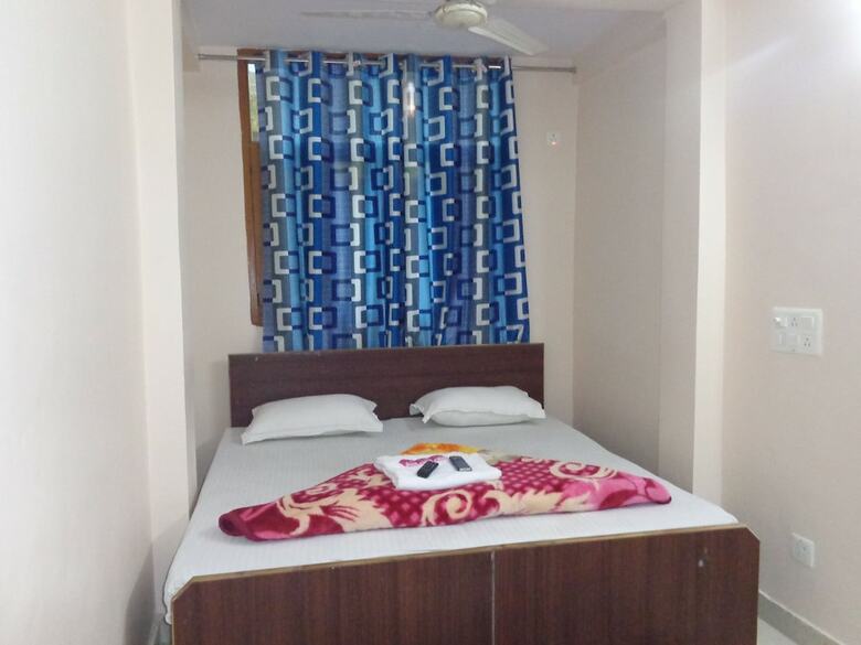 Hotel Sri Sai Inn