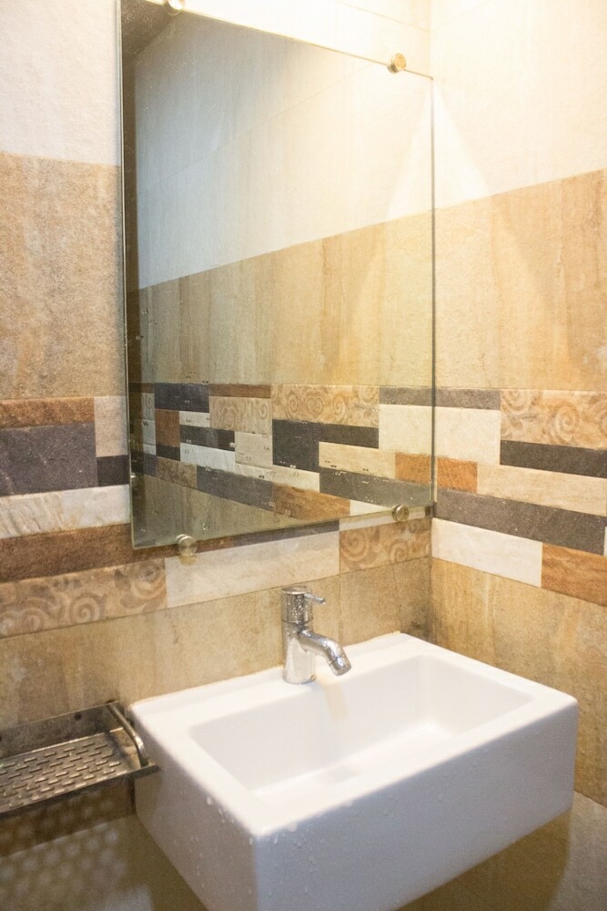 Hotel Highland Residency