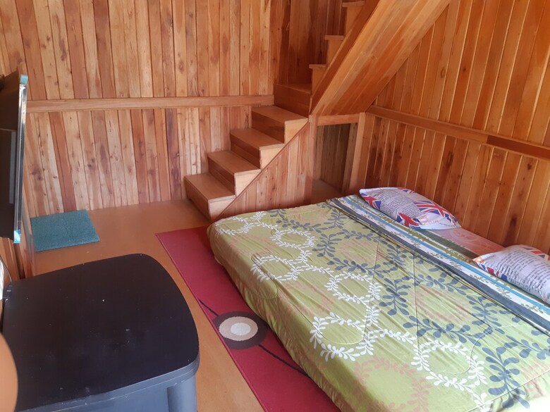 Hotel Adk Papandayan Homestay & Tour