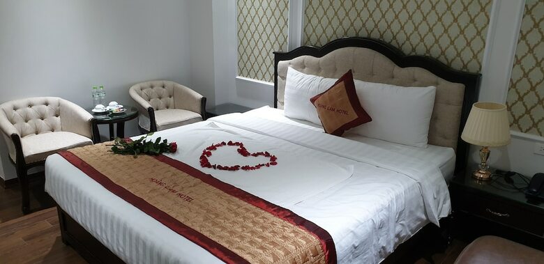 Hotel Aha Khach San Hoang Lam