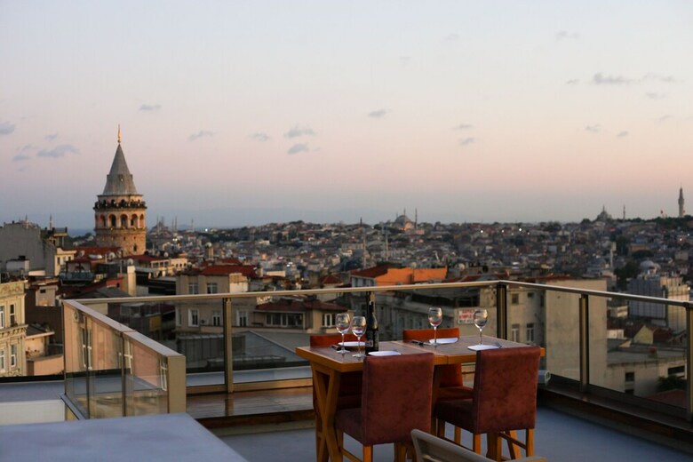 Medar Hotel