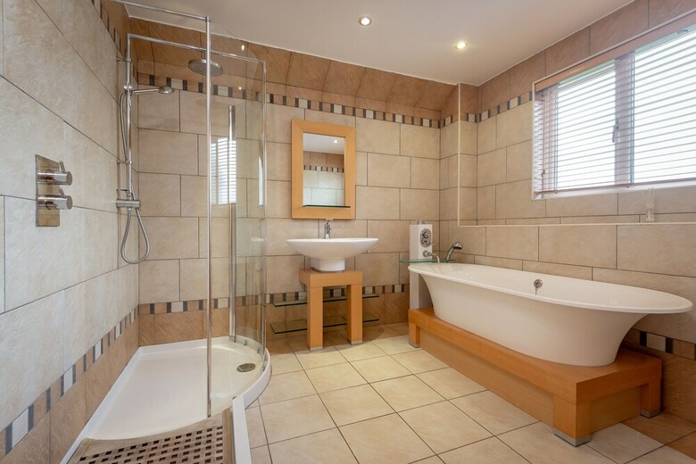 Apartamentos Luxury 6-bed House With Pool