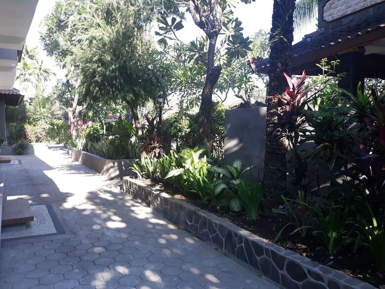 Bed & Breakfast Puri Bali Lovina