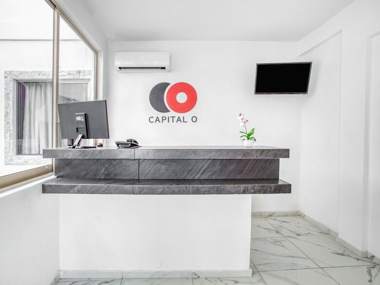 Capital O Hotel Yukon