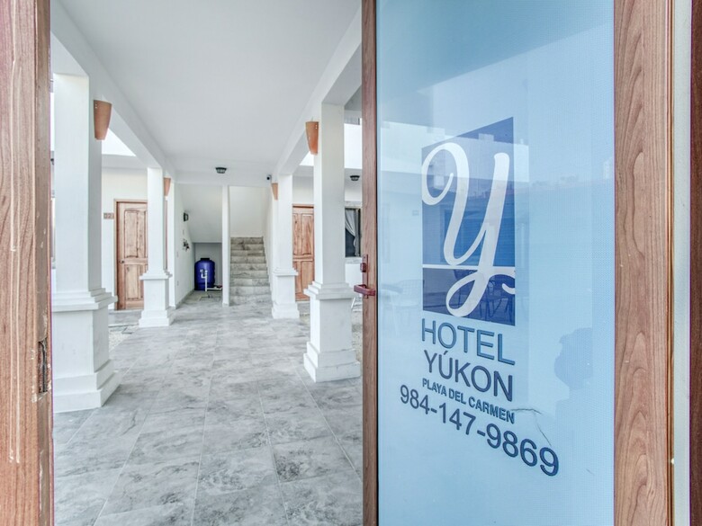 Capital O Hotel Yukon