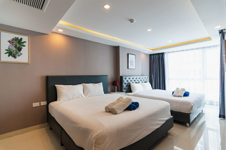 Apartamentos Centara Grand Avenue By Pattaya Holiday