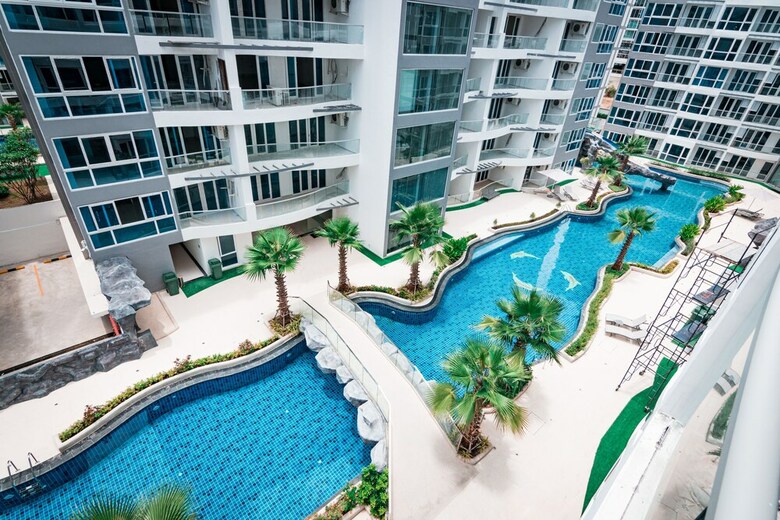 Apartamentos Centara Grand Avenue By Pattaya Holiday