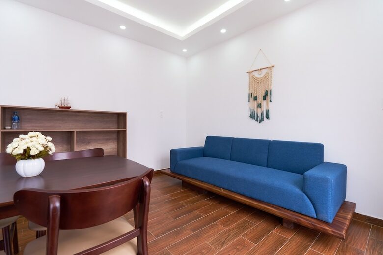 Hotel La Lumiere Harbor House