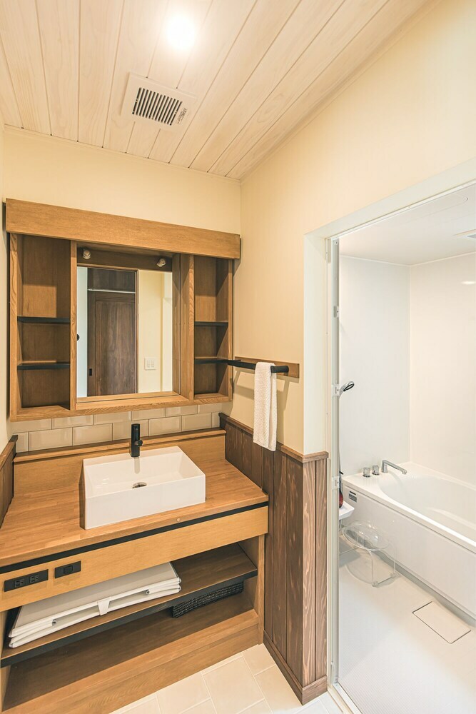 Villa Maeda Beach Hotel