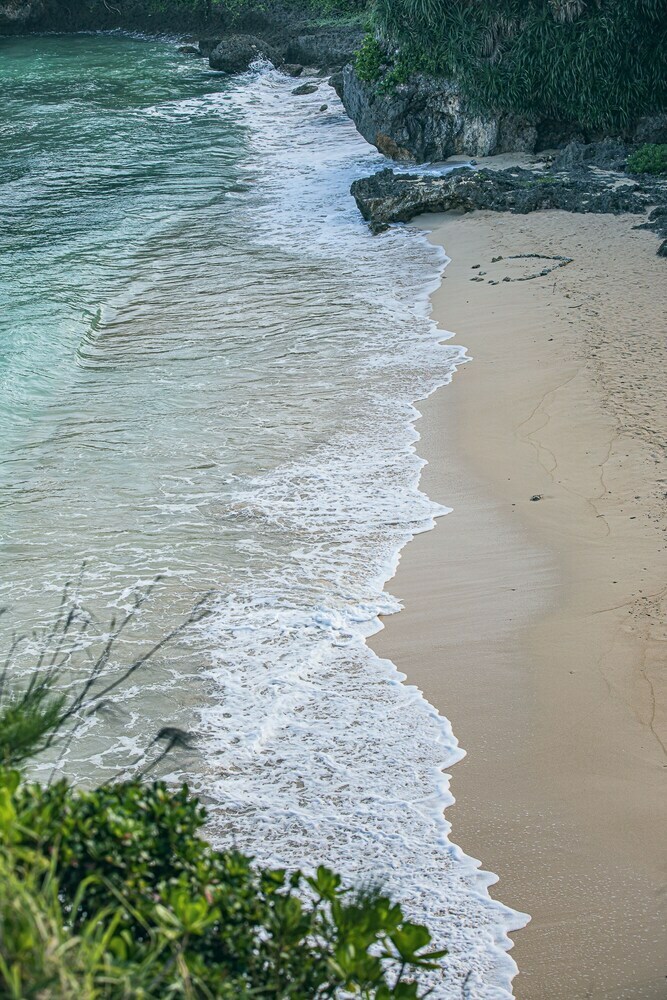 Villa Maeda Beach Hotel