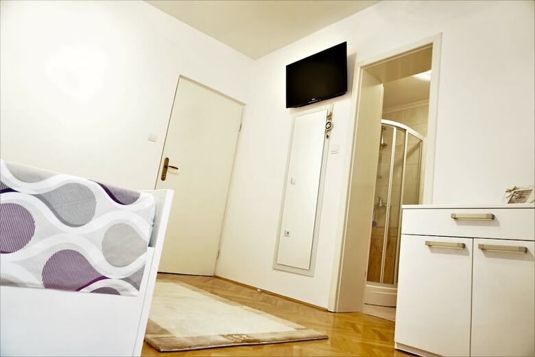 Hotel Apartments Milak