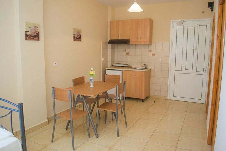 Apartamentos Dorana Trekking Hotel