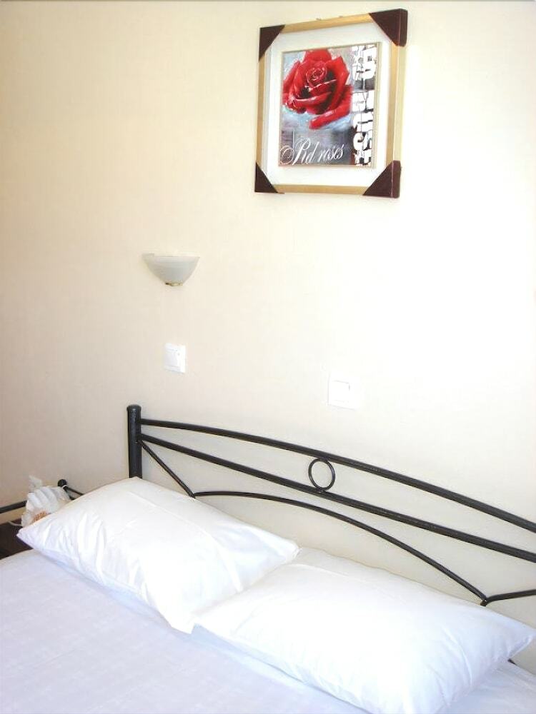 Apartamentos Dorana Trekking Hotel