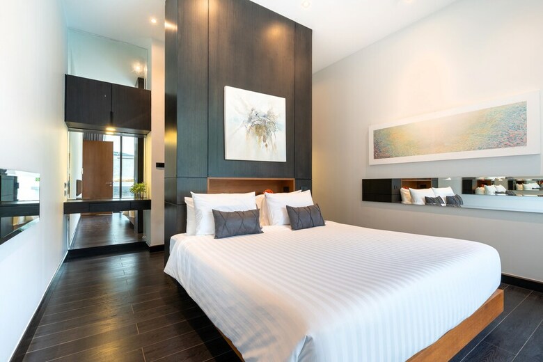 Luxurious 3 Bedroom Designer Pool Villa