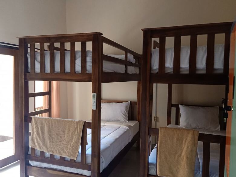 Hostal Happy Penida Hostel