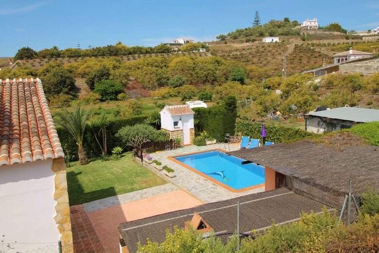 1053 Villa Seral