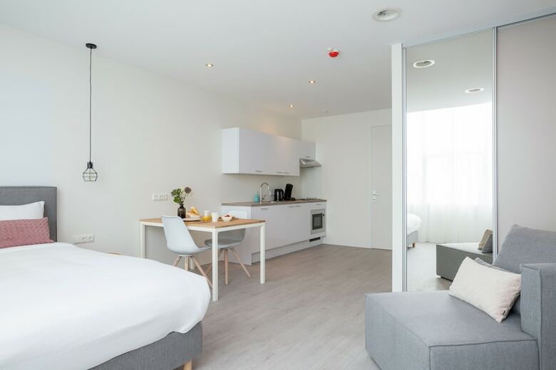 Apartamentos The Green Tower