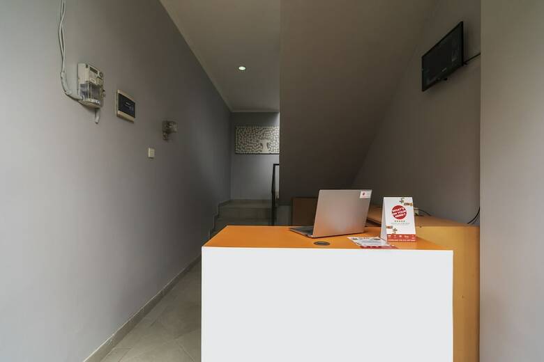 Hostal Oyo 1406 I Love Grass