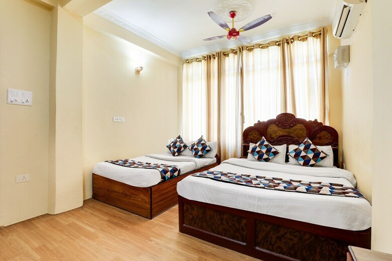 Spot On 563 Hotel Shailung