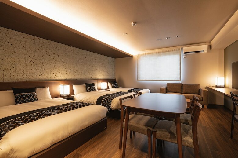 Apartamentos Grand Base Iolani