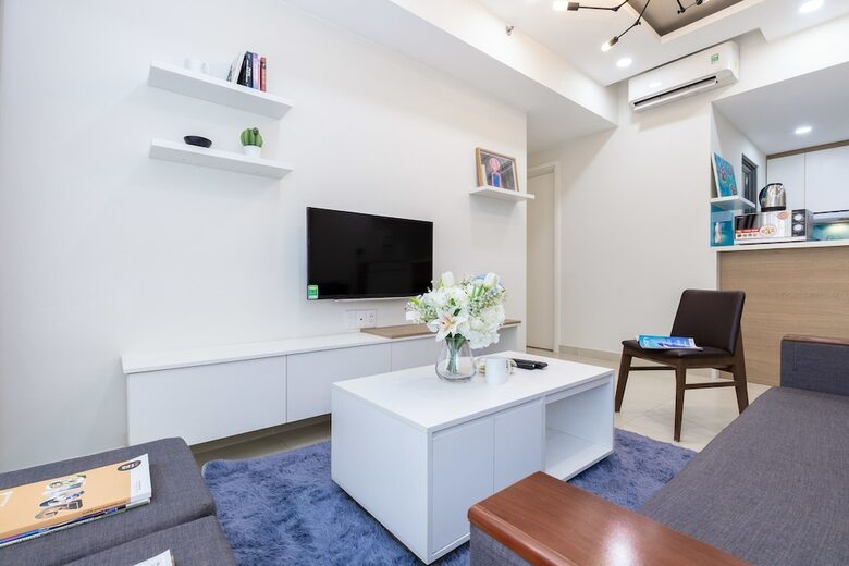 Ellie Apartment & Hotel