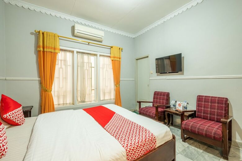 Hostal Oyo 1444 Hotel Patradisa