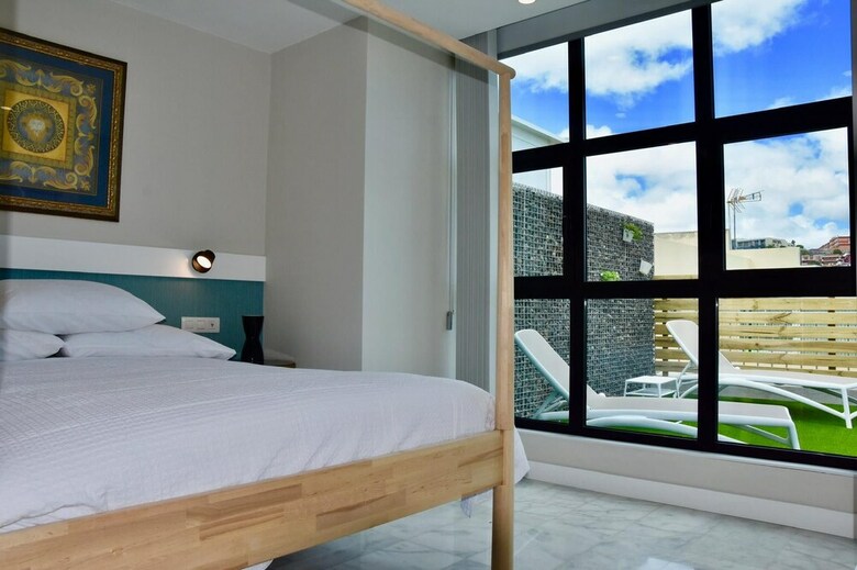 Apartamentos Stunning City Center Penthouse Terrace