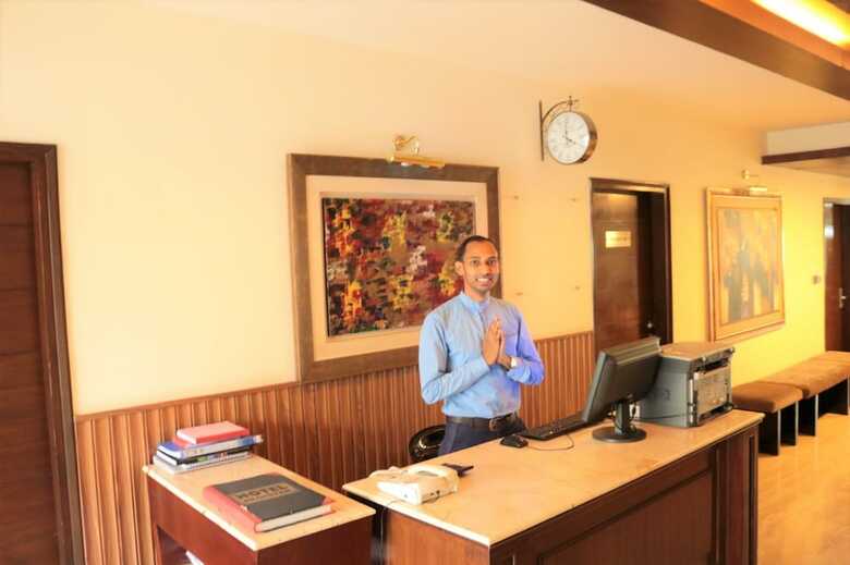 Hotel Royal Residence Iffco Chowk
