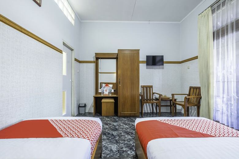 Hostal Oyo 1446 Patradissa Hotel