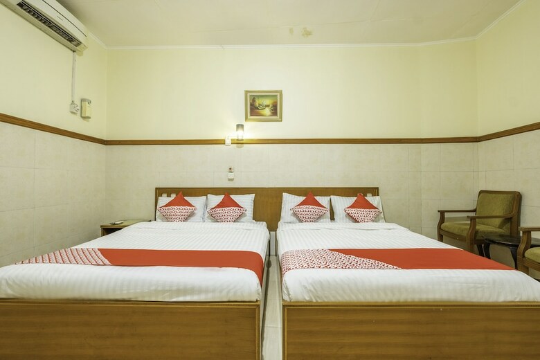 Hostal Oyo 1446 Patradissa Hotel