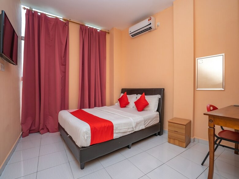 Oyo 89328 Sz Hotel