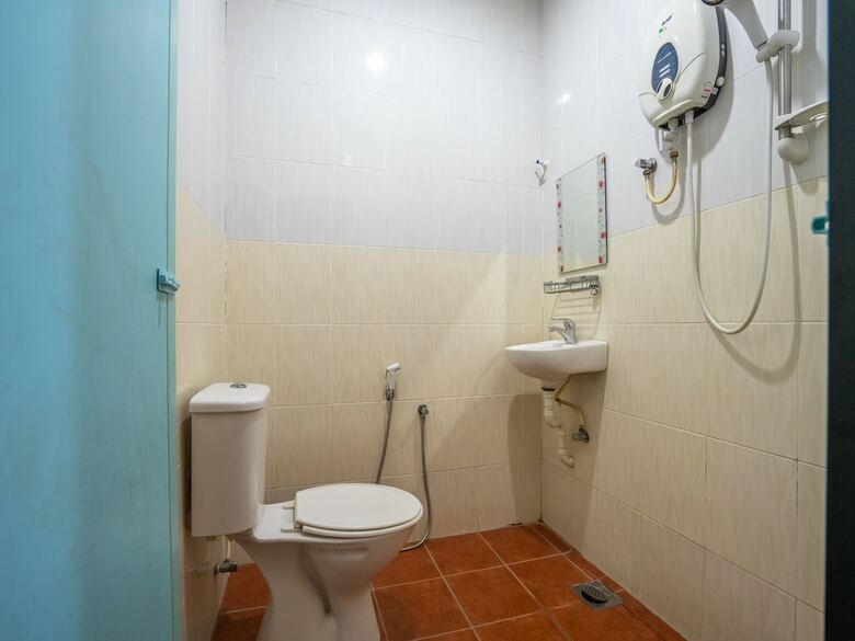 Oyo 89328 Sz Hotel