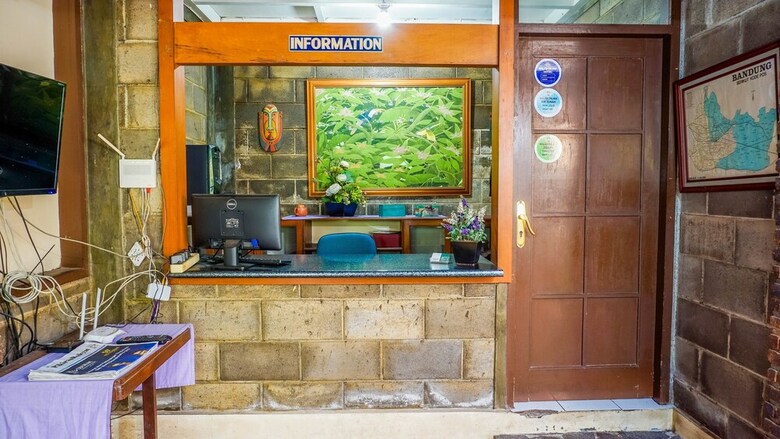 Hostal Oyo 1488 Hotel Cemara Asri