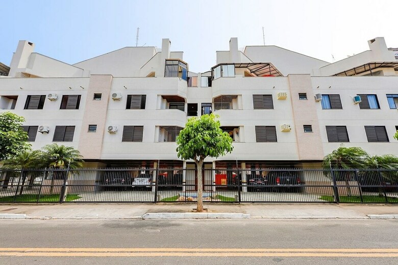 Apartamentos Varanda E Churrasqueira Na Praia de Canasvieiras