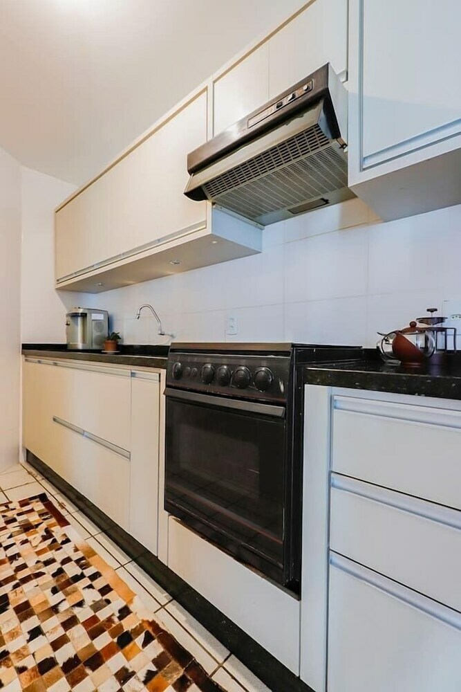 Apartamentos Varanda E Churrasqueira Na Praia de Canasvieiras