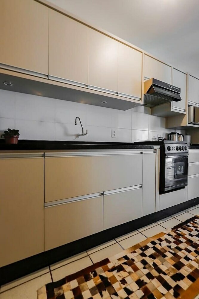 Apartamentos Varanda E Churrasqueira Na Praia de Canasvieiras